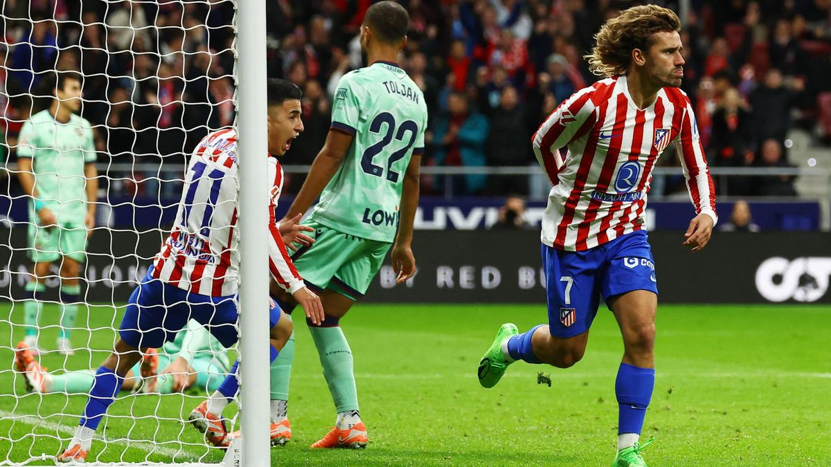 Griezmann scores two off the bench to lead Atletico to 3-1 win over Levante