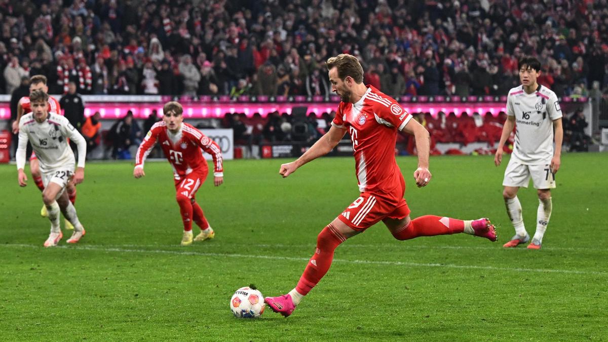 Harry Kane spares Bayern’s blushes with late equaliser in a 2-2 draw with Mainz