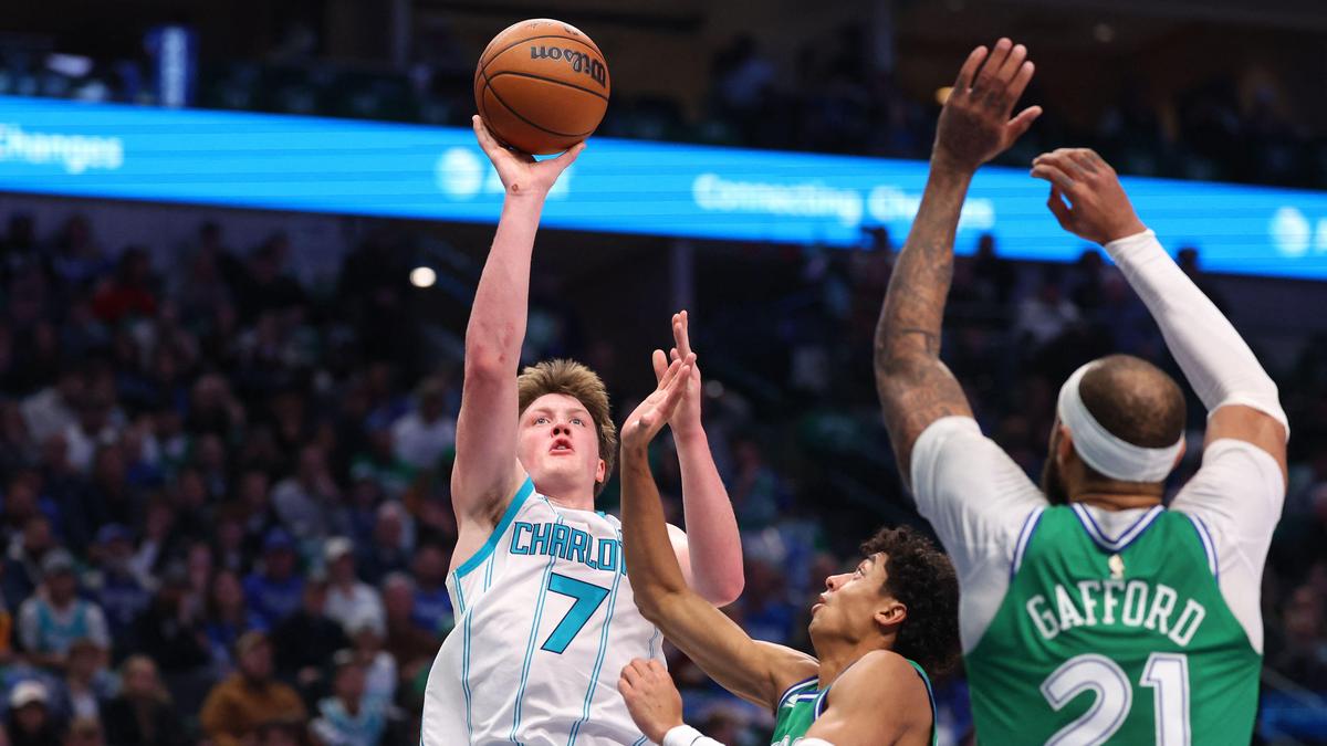 NBA roundup: Knueppel, Hornets hold off Mavericks; Durant shines in Rockets’ win