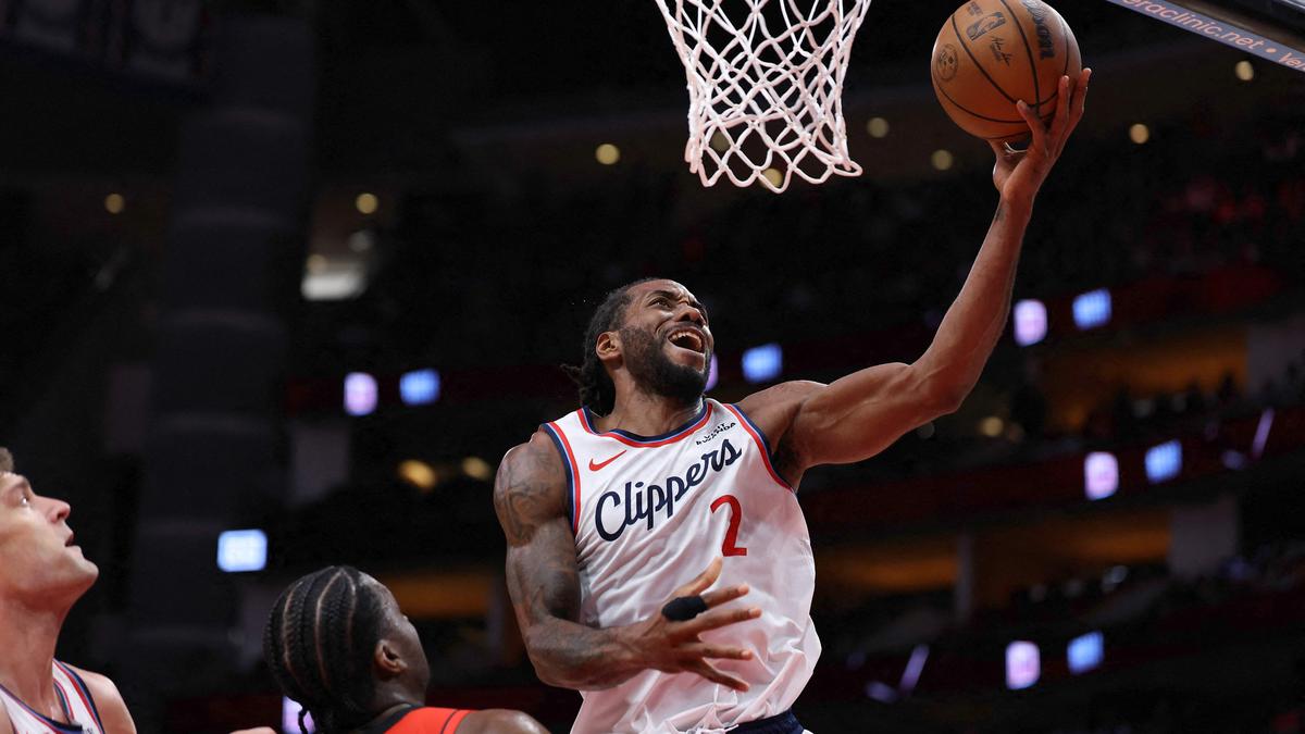 NBA roundup: Kawhi Leonard, Clippers nip Rockets in final seconds