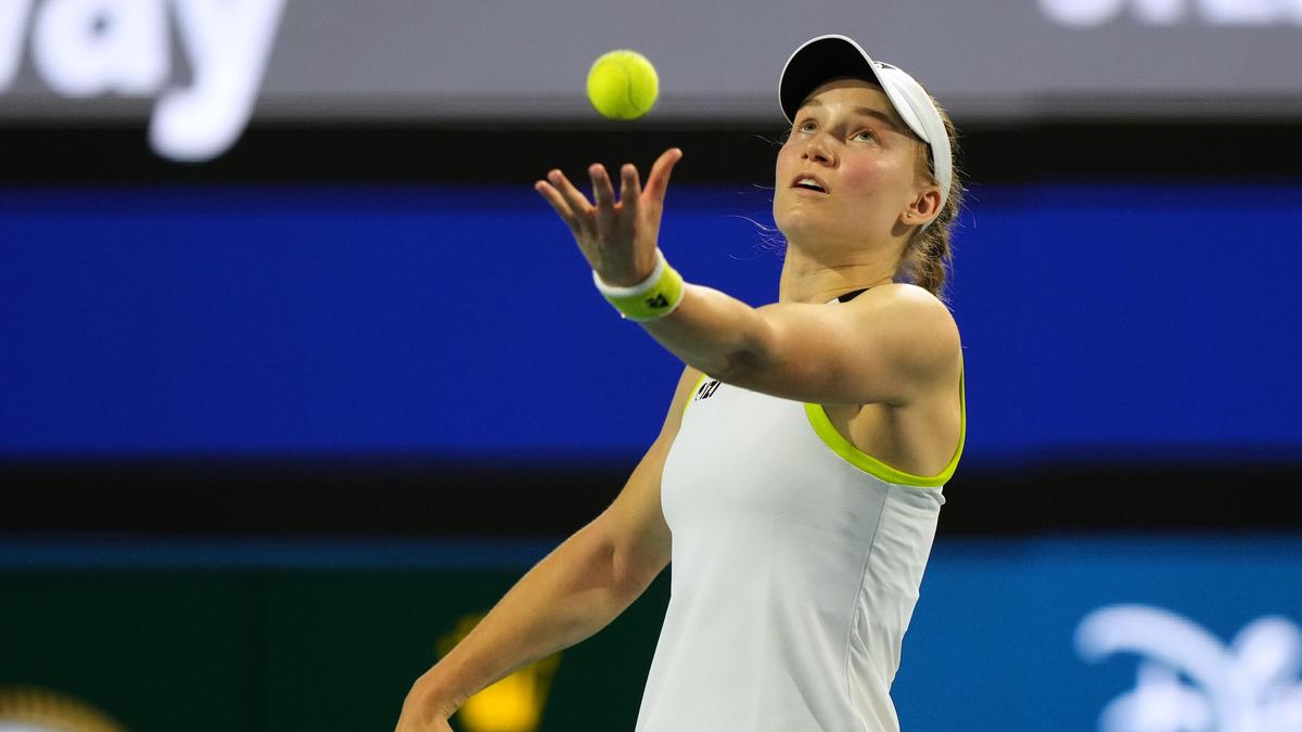 Rybakina cruises past Shnaider to advance to quarters on Stuttgart return