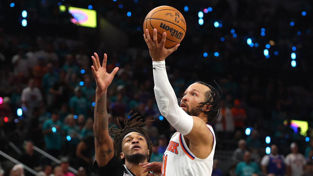 NBA Final — New York Knicks stuns San Antonio Spurs, Wembanyama with Game 1 win