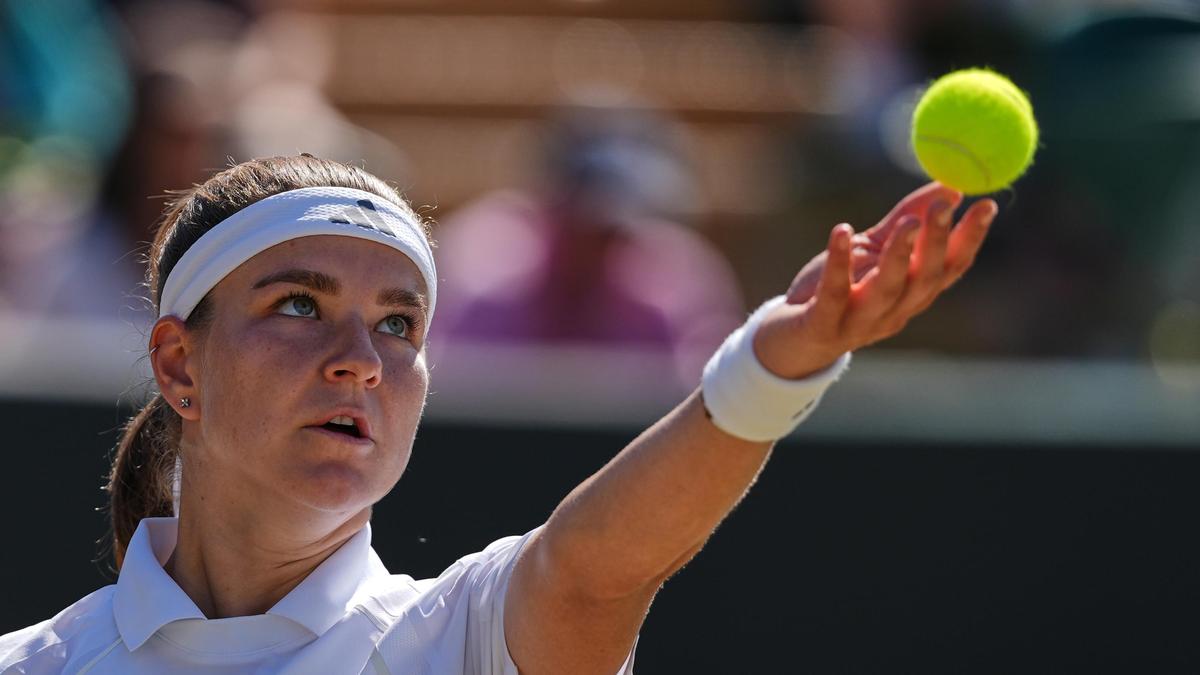 Karolina Muchova beats compatriot Krejcikova to reach Wimbledon quarterfinal